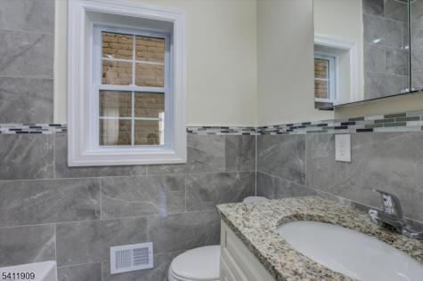 59 Sunset Avenue Newark NJ 07106