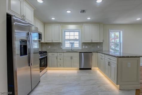 59 Sunset Avenue Newark NJ 07106