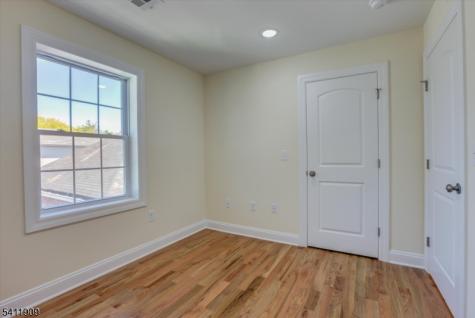 59 Sunset Avenue Newark NJ 07106