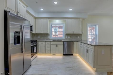 59 Sunset Avenue Newark NJ 07106