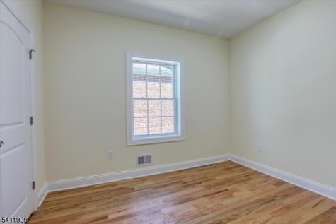 59 Sunset Avenue Newark NJ 07106