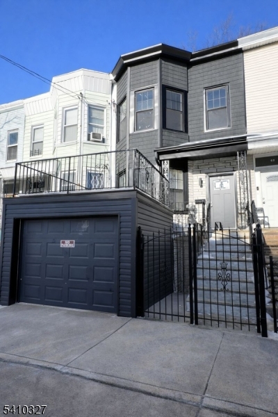 41 Arlington Avenue Jersey City NJ 07305