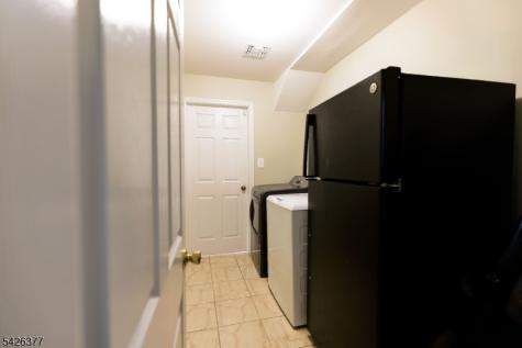 193 Renner Avenue Newark NJ 07112