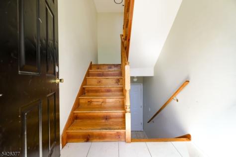 193 Renner Avenue Newark NJ 07112