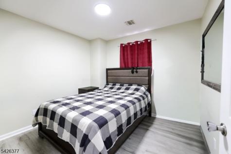 193 Renner Avenue Newark NJ 07112