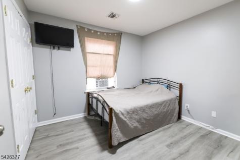 193 Renner Avenue Newark NJ 07112