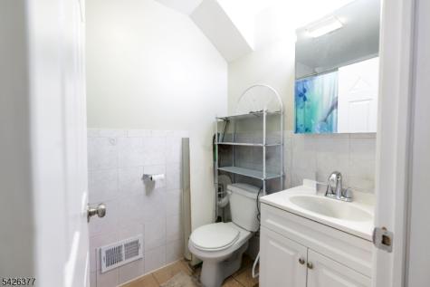 193 Renner Avenue Newark NJ 07112