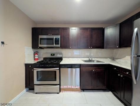 448 Fulton Street Elizabeth NJ 07206