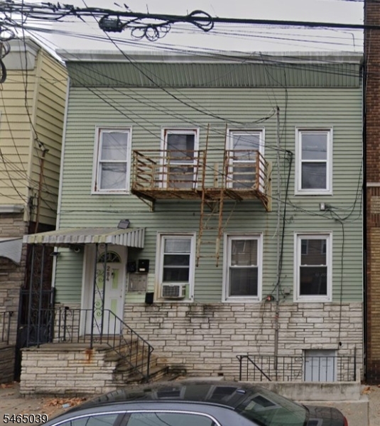 284 Adams Street Newark NJ 07105