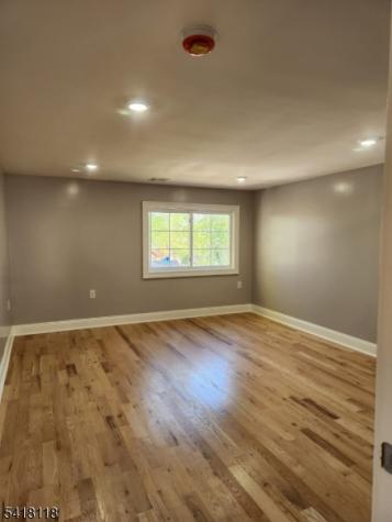 464 Walnut Street Elizabeth NJ 07201