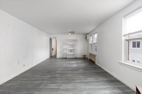 7 Delafield Avenue Rutherford NJ 07070