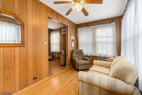 7 Delafield Avenue Rutherford NJ 07070