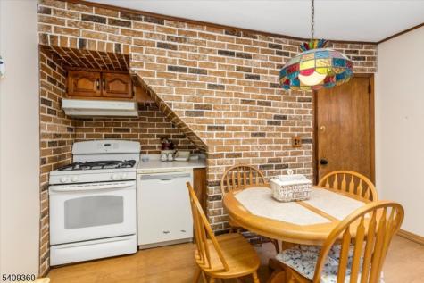 7 Delafield Avenue Rutherford NJ 07070