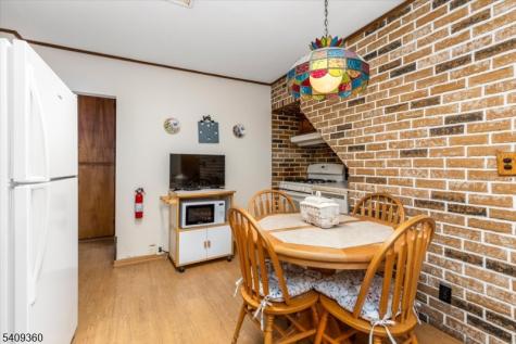 7 Delafield Avenue Rutherford NJ 07070