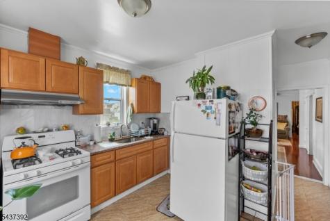 105 Bergen Avenue Kearny NJ 07032