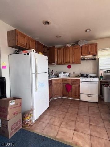 228 E Kinney Street Newark NJ 07105