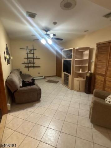 228 E Kinney Street Newark NJ 07105