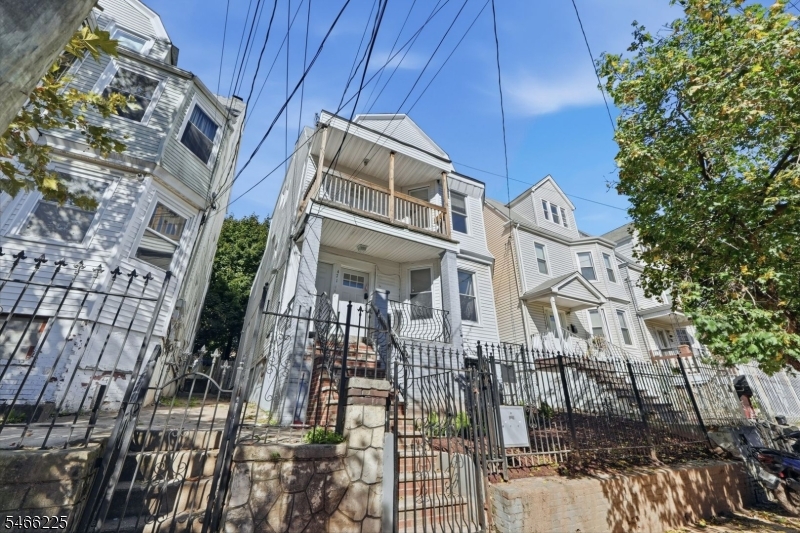 471 S 14th Street Newark NJ 07103