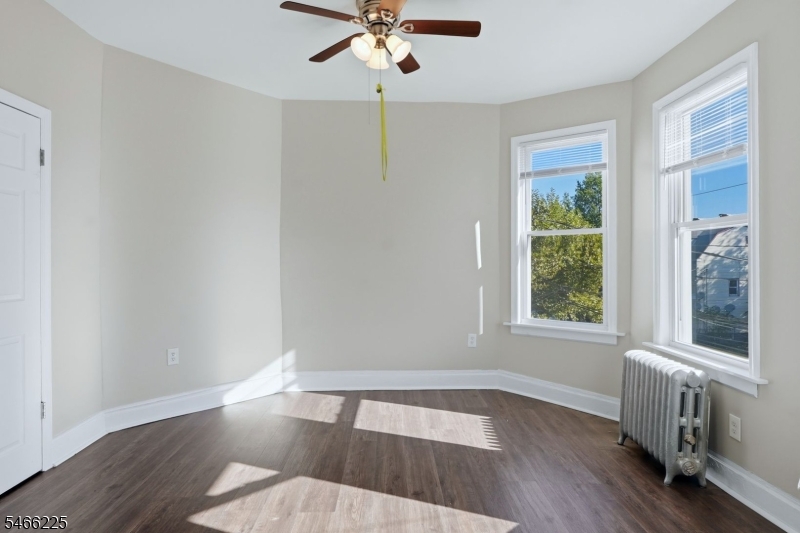 471 S 14th Street Newark NJ 07103