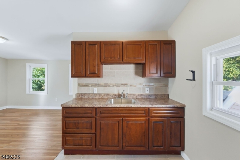 471 S 14th Street Newark NJ 07103