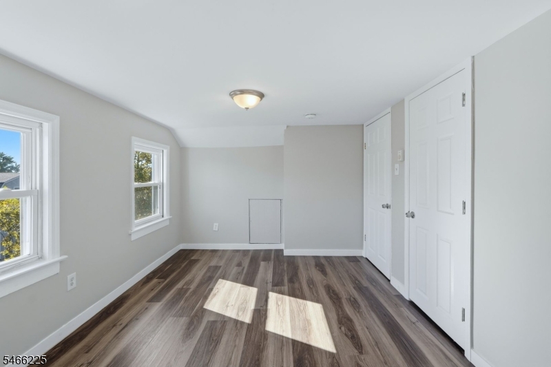 471 S 14th Street Newark NJ 07103