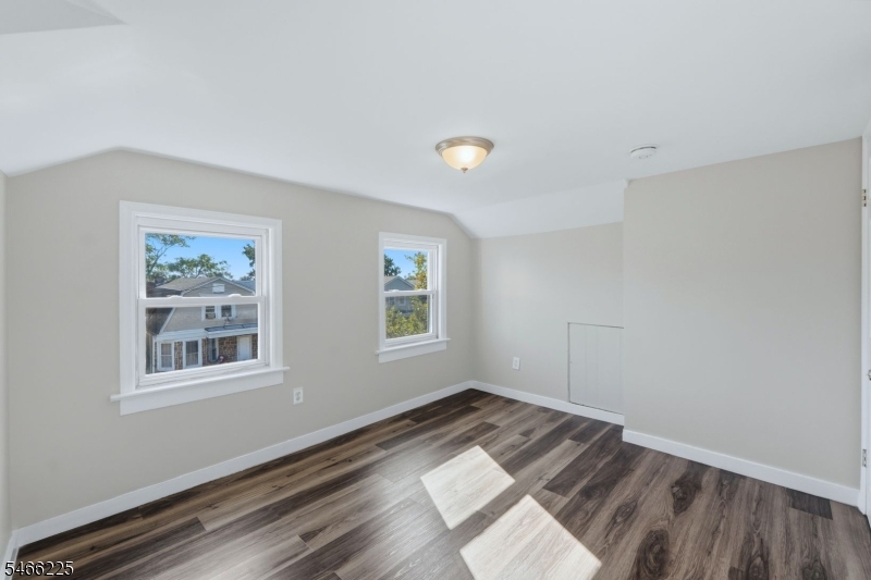 471 S 14th Street Newark NJ 07103