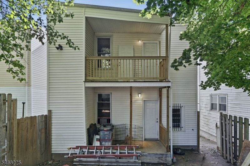 471 S 14th Street Newark NJ 07103