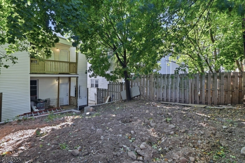 471 S 14th Street Newark NJ 07103