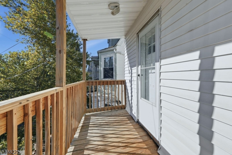 471 S 14th Street Newark NJ 07103