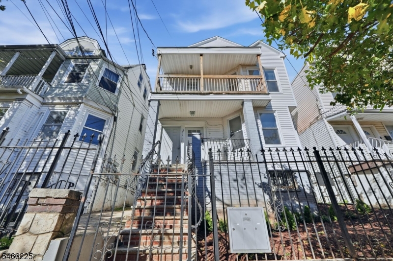 471 S 14th Street Newark NJ 07103