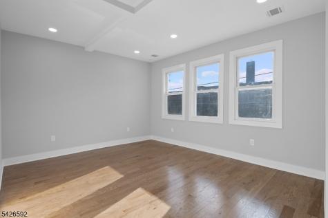 16 Old Short Hills Road Millburn NJ 07041