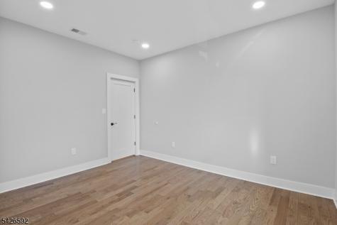 16 Old Short Hills Road Millburn NJ 07041
