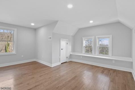 16 Old Short Hills Road Millburn NJ 07041