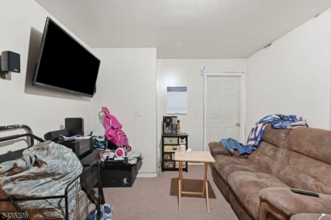 606 S 19th Street Newark NJ 07103