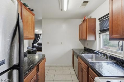606 S 19th Street Newark NJ 07103