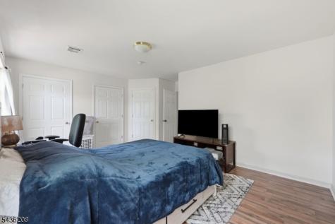 606 S 19th Street Newark NJ 07103