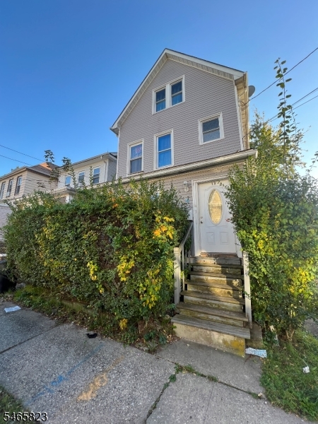 13 Garwood Place Irvington NJ 07111