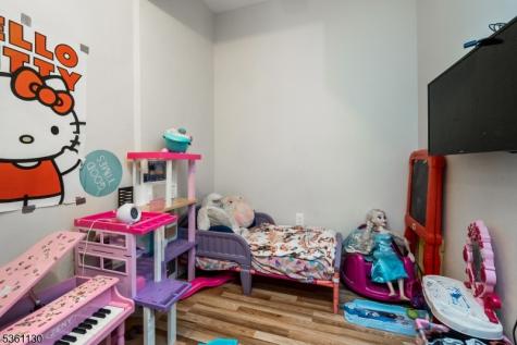 101 Eaton Place East Orange NJ 07017