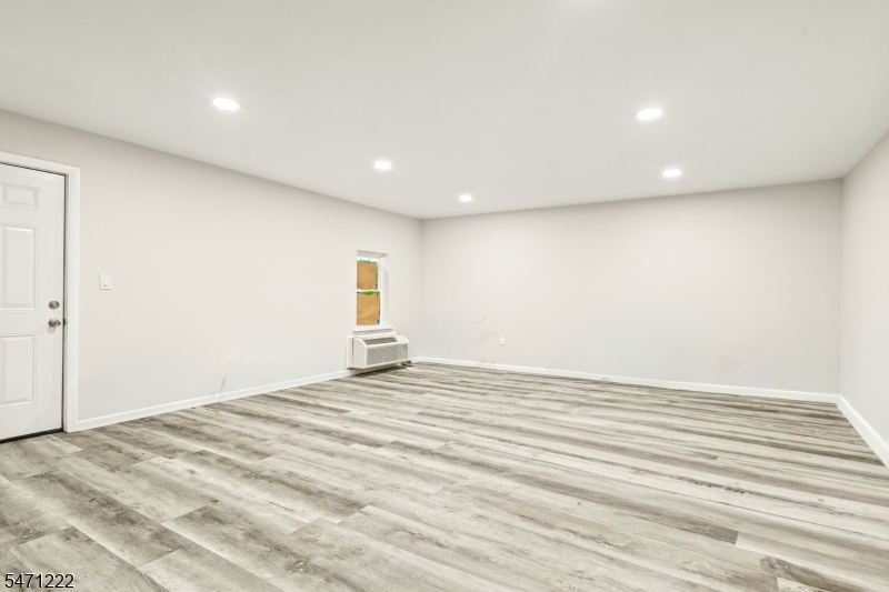 320 E 32nd Street Paterson NJ 07504