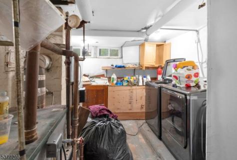 152 Schuyler Avenue North Arlington NJ 07031
