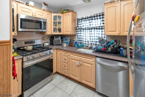 152 Schuyler Avenue North Arlington NJ 07031