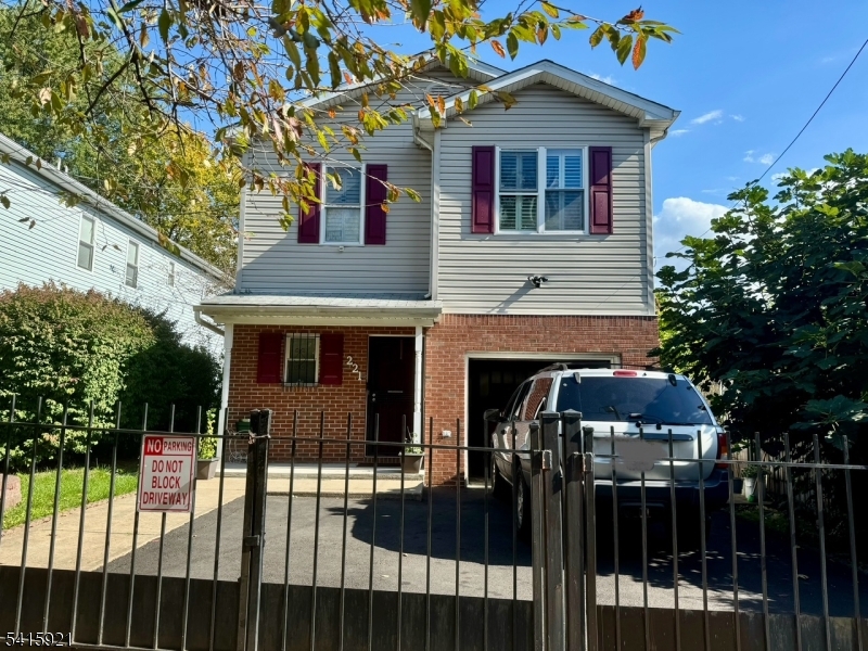 221 Rose Street Newark NJ 07108