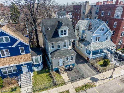 162 S Clinton Street East Orange NJ 07018