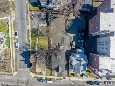 162 S Clinton Street East Orange NJ 07018