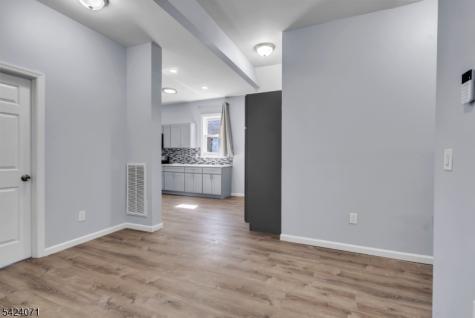 162 S Clinton Street East Orange NJ 07018