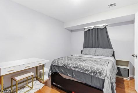 301 N 13th Street Newark NJ 07107