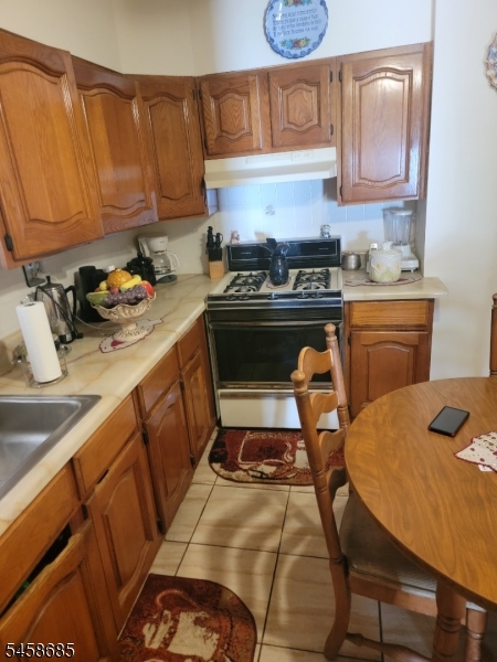 581 N 7th Street Newark NJ 07107