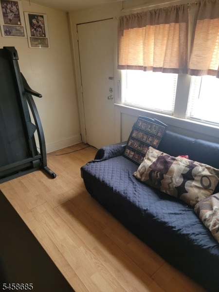 581 N 7th Street Newark NJ 07107