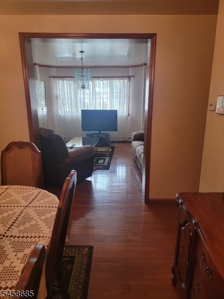 581 N 7th Street Newark NJ 07107