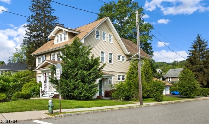 422 Valley Road Montclair NJ 07043